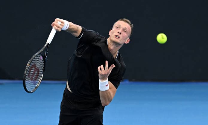 TENNIS BRISBANE INTERNATIONAL, Jiri Lehecka of the Czech Republic in action against Tomas Machac of the Czech¯Republic during day two of the Brisbane International tennis tournament at Pat Rafter Arena in Brisbane, Monday, January 5, 2026. ( NO ARCHIVING, EDITORIAL USE ONLY BRISBANE QUEENSLAND AUSTRALIA  Copyright: xDARRENxENGLANDx 20260105134092506270