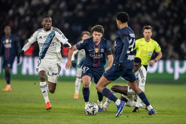 French League One - PSG vs PFC Goncalves Neves Joao during the French L1 football match between Paris Saint-Germain (PSG) and Paris FC at the Parc des Princes stadium in Paris on January 4, 2026. Photo by Eliot Blondet ABACAPRES.COM PAris France France  Copyright: xBlondetxEliot ABACAx
