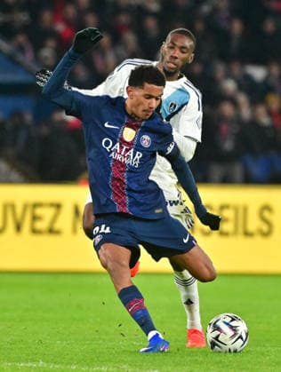 Mayulu PSG vs Paris FC in Parc des Princes, Paris, France, on 4 January, 2026. 04 01 2026-Paris, FRANCE. Christian Liewig Bestimage Paris France  Copyright: xChristianxLiewigx xBestimagexChristianxLiewigx xBestimagex