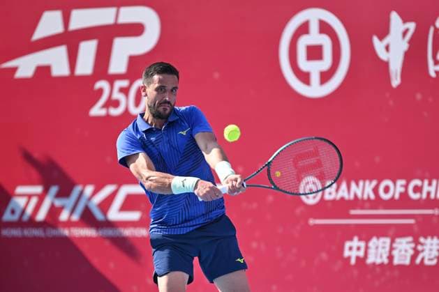 Hong Kong Tennis Open - Day 2 Damir Dzumhur, a Bosnian tennis player, during a match at the Hong Kong Tennis Open WTA, Tennis Damen 250) on January 5, 2026 in Hong Kong. (Photo by Kobe Li Nexpher Images) Hong Kong