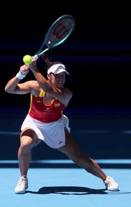 (260105) -- PERTH, Jan. 5, 2026 -- Jessica Bouzas Maneiro of Spain hits a return during the women s singles match against Coco Gauff of the United States in the Group A round robin match between USA and Spain at the 2026 United Cup tennis tournament in Perth, Australia, Jan. 5, 2026. (Photo by Xinhua) (SP)AUSTRALIA-PERTH-TENNIS-UNITED CUP-USA VS ESP ZhouxDan 