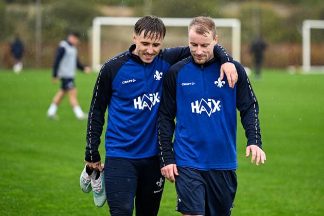 Luca Marseiler (SV Darmstadt 1898, 08) und Fabian Holland (SV Darmstadt 1898, 32) beim Training, ESP, SV Darmstadt 98, Fussball, 2. Bundesliga, Trainingslager in El Saler, 2. Tag, 05.01.2026. ESP, SV Darmstadt 98, Fussball, 2. Bundesliga, Trainingslager in El Saler, 2. Tag El Saler
