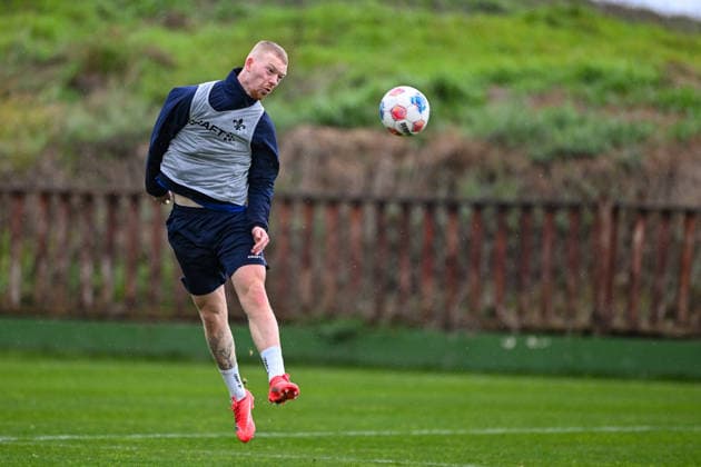 Kai Klefisch (SV Darmstadt 1898, 17) am Ball, ESP, SV Darmstadt 98, Fussball, 2. Bundesliga, Trainingslager in El Saler, 2. Tag, 05.01.2026. ESP, SV Darmstadt 98, Fussball, 2. Bundesliga, Trainingslager in El Saler, 2. Tag El Saler