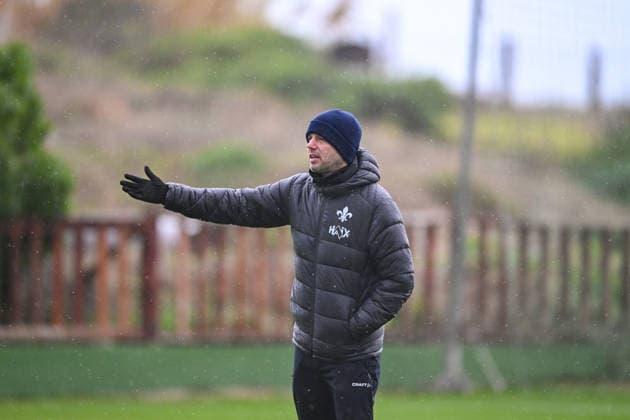 Florian Kohfeldt (SV Darmstadt 1898, Trainer) beim Training, ESP, SV Darmstadt 98, Fussball, 2. Bundesliga, Trainingslager in El Saler, 2. Tag, 05.01.2026. ESP, SV Darmstadt 98, Fussball, 2. Bundesliga, Trainingslager in El Saler, 2. Tag El Saler