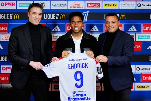 Endrick (Olympique Lyonnais 9) Michael GERLINGER and Mathieu LOUIS-JEAN sports director of Lyon during the press conference, PK, Pressekonferenz presented by Olympique Lyonnais in Lyon, France. Copyright: xPaulinexFIGUETx xSPPx Sportspressphoto_SPR78929