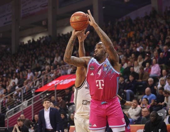 Jeff Garrett Telekom Baskets Bonn vs. BMA365 Bamberg Baskets 14. Speiltag - Saison 2025 26
