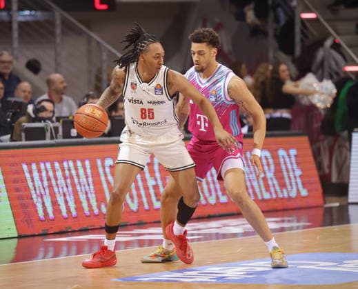Telekom Baskets Bonn vs. BMA365 Bamberg Baskets 14. Speiltag - Saison 2025 26