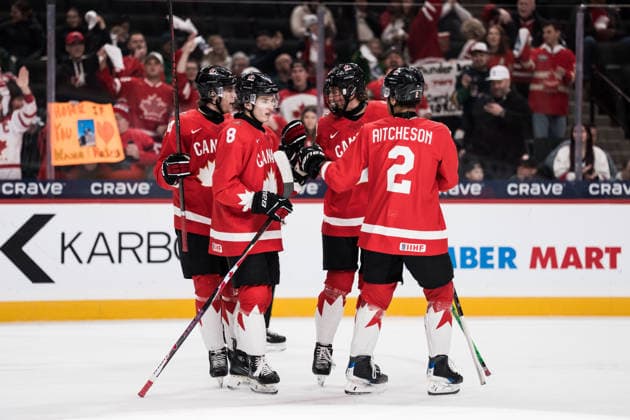 260105 Liam Greentree, Braeden Cootes, Keaton Verhoeff and Kashawn Aitcheson of Canada celebrates after 2-1 during the 2026 IIHF World Junior Championship bronze medal game between Canada and Finland on January 5, 2026 in Saint Paul. Photo: Joel Marklund BILDBYRAN kod JM JM0773 bbeng ishockey Ice hockey, Eishockey jvm junior-vm u20 2026 iihf world junior championship world juniors bronsmatch bronze medal game canada kanada finlandjubel celebrates finland Copyright: JOELxMARKLUND BB260105JM008