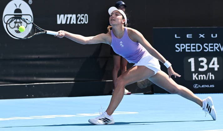 China™s Xinyu Wang during her singles match on the opening day of the 2026 ASB Classic Women™s Tennis Tournament at Manuka Doctor Arena, Auckland, New Zealand. Monday 5 January 2026. Photo: Andrew Cornaga z Auckland New Zealand Copyright: xAndrewxCornaga x