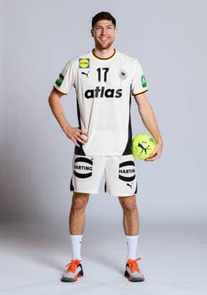Muenchen: Handball DHB - Deutschland - Fotoshooting Lukas Zerbe (Deutschland) Deutschland
