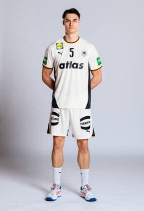 Muenchen: Handball DHB - Deutschland - Fotoshooting Miro Schluroff (Deutschland) Deutschland