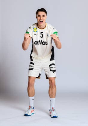 Muenchen: Handball DHB - Deutschland - Fotoshooting Miro Schluroff (Deutschland) Deutschland