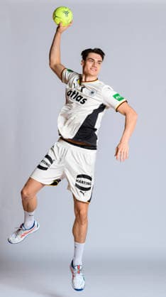 Muenchen: Handball DHB - Deutschland - Fotoshooting Miro Schluroff (Deutschland) Deutschland