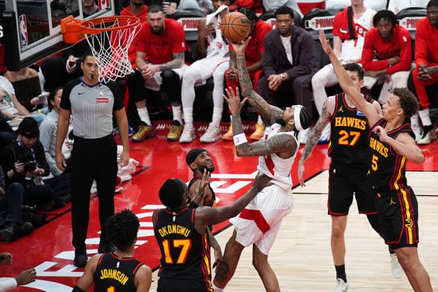 Atlanta Hawks v Toronto Raptors - NBA, Basketball Herren, USA TORONTO, CANADA - JANUARY 5: of Toronto Raptors in action against of Atlanta Hawks during the NBA basketball game between Atlanta Hawks and Toronto Raptors at the Scotiabank Arena on January 5, 2026 in Toronto, Ontario, Canada. Mert Alper Dervis Anadolu Ontario Canada. Editorial use only. Please get in touch for any other usage.  Copyright: x2026xAnadoluxMertxAlperxDervisx