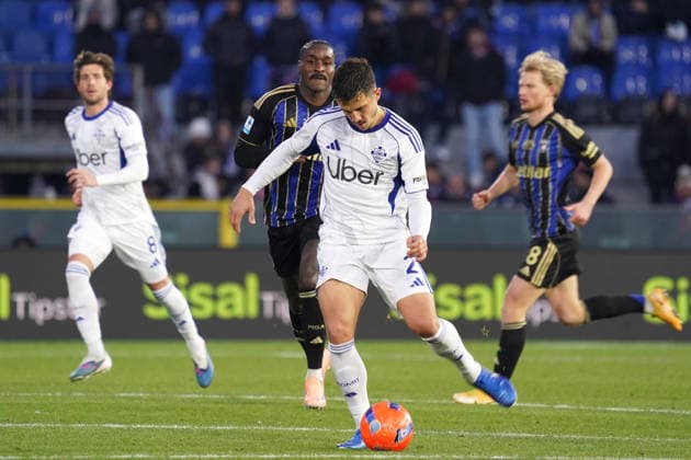 Pisa s Marc-Oliver Kempf during the Serie A soccer match between Pisa and Como at the Cetilar Arena Romeo Anconetani Stadium in Pisa; Center West Italy; Tuesday January 06; 2026 ; Soccer  Copyright: xAlessandroxLaxRocca LaPressex