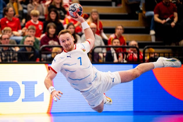 HANDBALL - OEHB, AUT vs CZE, test match VIENNA,AUSTRIA,06.JAN.26 - HANDBALL - OEHB, Oesterreichischer Handballbund, Handball Austria, test match, Austria vs Czech Republic. Image shows Tomas Piroch (CZE).  GEPAxpictures xAlexanderxSolc