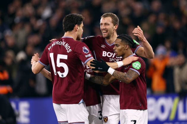 West Ham United v Nottingham Forest 06 January 2026, London - Premier League Football - West Ham United v Nottingham Forest - Tomas Soucek of West Ham United celebrates the opening goal which was an own goal by Murillo of Nottingham Forest - Photo: Jacques Feeney Offside. London UK Copyright: xJacquesxFeeneyx xOffsidexOffside
