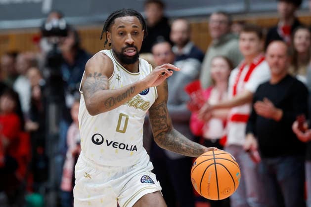 f.l.t.r.: Rickey McGill (Patrioti Levice, 0), 06.01.2026, Basketball Champions League, Fitness First Wuerzburg Baskets vs. Patrioti Levice, GER, Wuerzburg, Tectake Arena. Copyright: HMBxMedia xHeikoxBecker