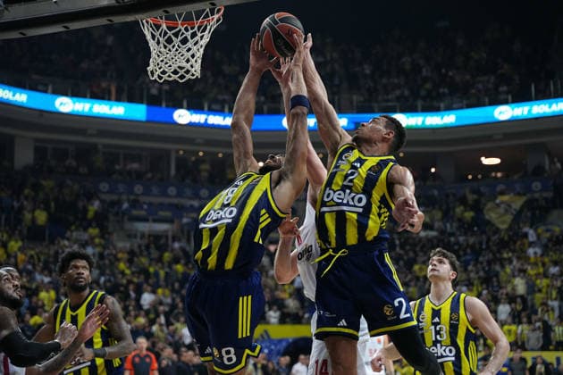 ISTANBUL, TURKEY - JANUARY 6: Talen Horton Tucker (8) and Wade Baldwin IV of Fenerbahce Beko in action during the EuroLeague Regular Season Round 20 match between Fenerbahce Beko Istanbul and Olympiacos Piraeus at Ulker Sports Arena on January 6, 2026 in Istanbul, Turkey. Istanbul Turkey Copyright: xSeskimphotox FBahce-Olympiakos-060126 (162)