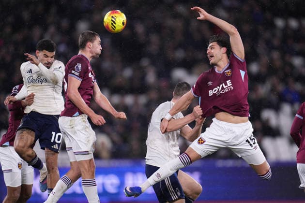 Premier League West Ham United v Nottingham Forest during the Premier League match West Ham United vs Nottingham Forest at London Stadium, London, United Kingdom, 6th January 2026 (Photo by Harvey Murphy News Images) Copyright: xHarveyxMurphy NewsxImagesx