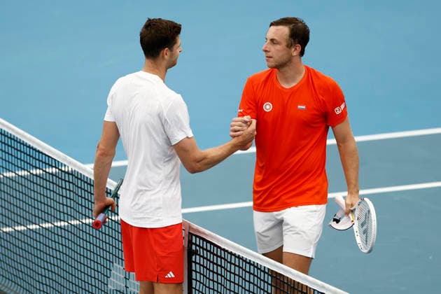 TENNIS UNITED CUP SYDNEY, Hubert Hurkacz of team Poland shakes hands with Tallon Griekspoor of Team Netherlands after winning his Group F singles match against Alexander Zverev of Team Germany during day six of the 2026 United Cup at Ken Rosewall Arena in Sydney, Wednesday, January 7, 2026. ( NO ARCHIVING, EDITORIAL USE ONLY SYDNEY NEW SOUTH WALES AUSTRALIA  Copyright: xMARKxEVANSx 20260107184667931746