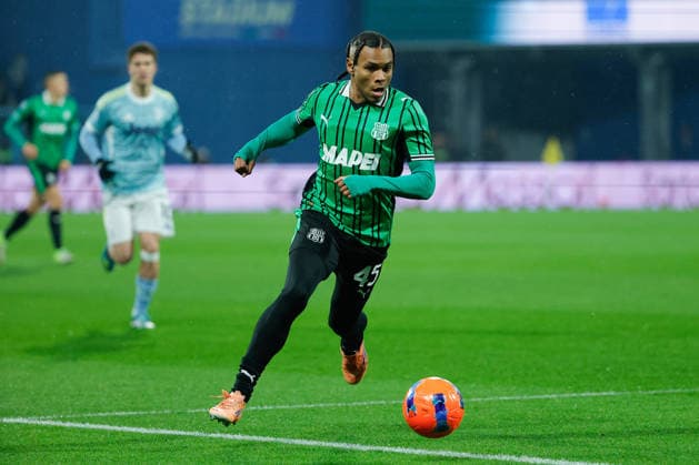 January 6, 2026, Reggio Emilia, Italy: Armand Lauriente of US Sassuolo Calcio seen in action during the Italian Serie A soccer match between US Sassuolo Calcio and Juventus Fc at Mapei Stadium CittÃ del Tricolore . Final score US Sassuolo Calcio 0:3 Juventus Fc Reggio Emilia Italy - ZUMAs197 20260106_aaa_s197_276 Copyright: xEmanuelexPennacchiox