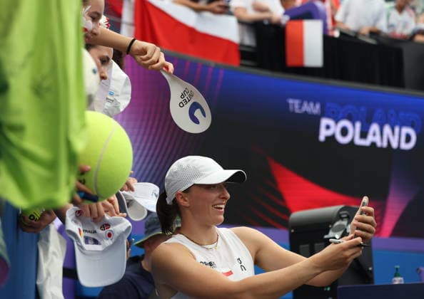 TENIS UNITED CUP SYDNEY 2026 07012026 N Z IGA SWIATEK PO MECZU Z SUZAN LAMENS PODCZAS RYWALIZACJI W GRUPIE F W TURNIEJU UNITED CUP W SYDNEY MARCIN CHOLEWINSKI NEWSPIX.PL TENIS UNITED CUP SYDNEY 2026 07012026 IGA SWIATEK AFTER THE MATCH AGAINST SUZAN LAMENS IN COMPETITION GROUP F IN THE UNITED CUP IN SYDNEY NEWSPIX.PL --- newspix.pl POLAND OUT! 