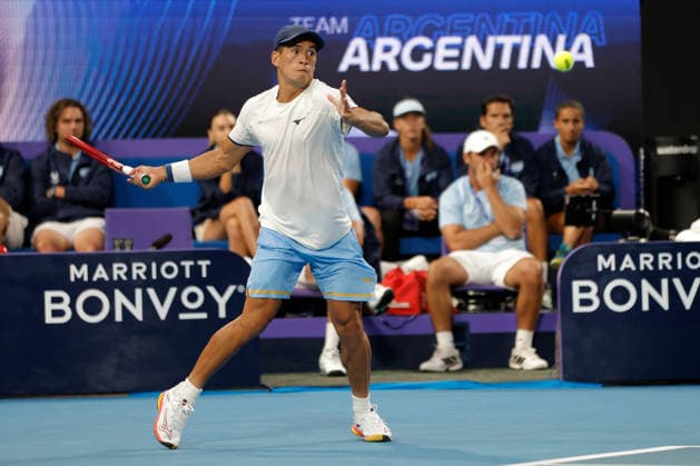 TENNIS UNITED CUP PERTH, Sebastian Baez of Argentina in action against Stan Wawrinka of Switzerland during the United Cup quarter-final match between Argentina and Switzerland at RAC Arena in Perth, Wednesday, January 7, 2026. ( NO ARCHIVING, EDITORIAL USE ONLY PERTH Western Australia Australia  Copyright: xRICHARDxWAINWRIGHTx 20260107149783032928
