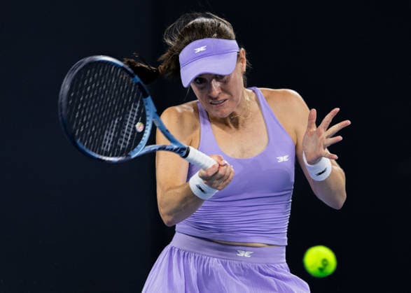 January 7, 2026, Brisbane, Qld, Australia: KIMBERLEY BIRRELL of Australia plays a forehand during her WomenÃ¢â‚¬â ¢s Singles round of 32 match against AMANDA ANISIMOVA of the United States at the Brisbane International. Brisbane Australia - ZUMAt173 20260107_zsp_t173_060 Copyright: xStephanexThomasx