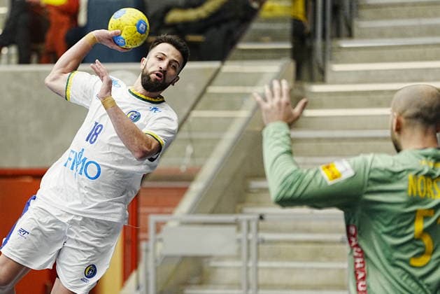GOTHENBURG, SWEDEN 20260107 Brazil s Guilherme Torriani during the friendly handball match between Sweden and Brazil at Partille arena, Gothenburg, Sweden, January 07, 2025. GÖTEBORG SWEDEN x9200x Copyright: xBjörnxLarssonxRosvall TTx HANDBALL SWEDEN-BRAZIL