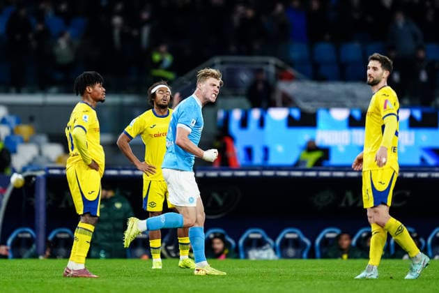 SSC Napoli v Hellas Verona FC - Serie A Enilive Rasmus Hojlund of SSC Napoli celebrates after scoring second goal later disallowed by VAR during the serie Serie A Enilive match between SSC Napoli and Hellas Verona FC at Stadio Diego Armando Maradona on January 7, 2026 in Naples, Italy Naples Stadio Diego Armando Maradona Naples Italy Copyright: xGiuseppexMaffiax 260107SerieA_Napolii_Verona_GM_09119