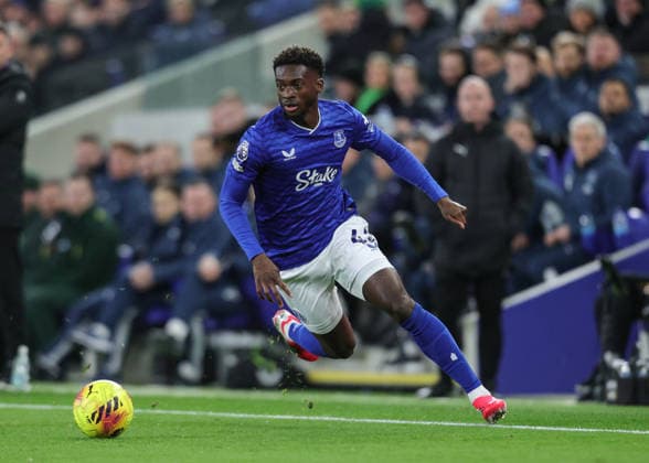 Premier League Everton v Wolverhampton Wanderers Tim Iroegbunam of Everton breaks with the ball during the Premier League match Everton vs Wolverhampton Wanderers at Hill Dickinson Stadium, Liverpool, United Kingdom, 7th January 2026 (Photo by Richard Bierton News Images) Liverpool Hill Dickinson Stadium Merseyside United Kingdom Copyright: xRichardxBierton NewsxImagesx