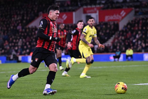Bournemouth v Tottenham Hotspur Premier League Evanilson of Bournemouth on the attack during the Premier League match at the Vitality Stadium, Bournemouth 07 01 2026 UK Newspapers OUT Copyright: xJeremyxLandeyx FIL-22755-0017