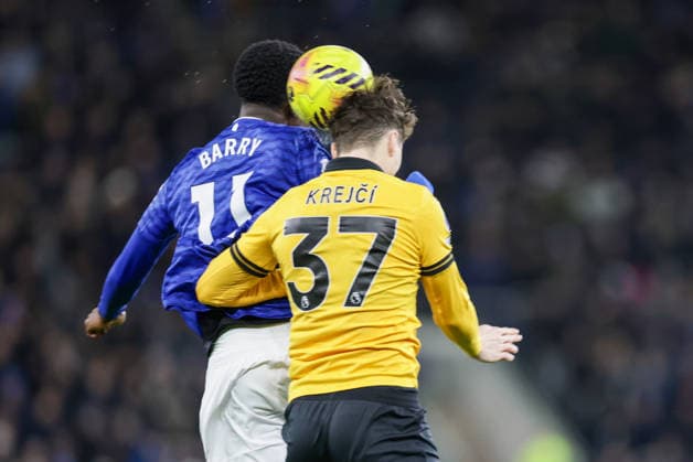 7th January 2026; Hill Dickinson Stadium, Liverpool, England; Premier League Football, Everton versus Wolverhampton Wanderers; Thierno Barry of Everton FC and Ladislav Krejci of Wolverhampton Wanderers contest the aerial ball  RogerxEvans Content restricted for UK based newspaper