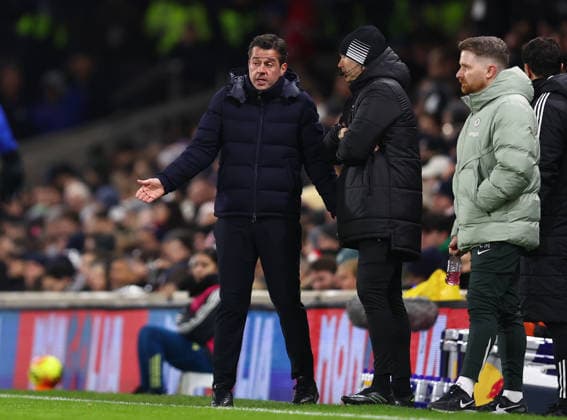 London, England, 7th January 2026. Marco Silva, Manager of Fulham reacts during the Fulham vs Chelsea Premier League match at Craven Cottage, London. Picture credit should read: Paul Terry Sportimage EDITORIAL USE ONLY. No use with unauthorised audio, video, data, fixture lists, club league logos or live services. Online in-match use limited to 120 images, no video emulation. No use in betting, games or single club league player publications. SPI_029_PT_Fulham_Chelsea SPI-4434-0029