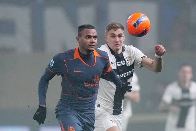 Inter Milan s Manuel Akanji during the Serie A soccer match between Parma and Inter at the Tardini Stadium in Parma , north Italy - Wednesday , January 07 , 2025. - Soccer .  Copyright: xSpada LaPressex