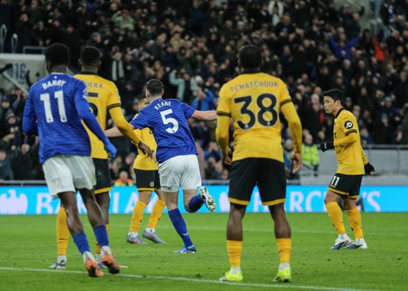 Premier League Everton v Wolverhampton Wanderers Michael Keane of Everton celebrates his goal to make it 1-0 during the Premier League match Everton vs Wolverhampton Wanderers at Hill Dickinson Stadium, Liverpool, United Kingdom, 7th January 2026 (Photo by Richard Bierton News Images) Liverpool Hill Dickinson Stadium Merseyside United Kingdom Copyright: xRichardxBierton NewsxImagesx