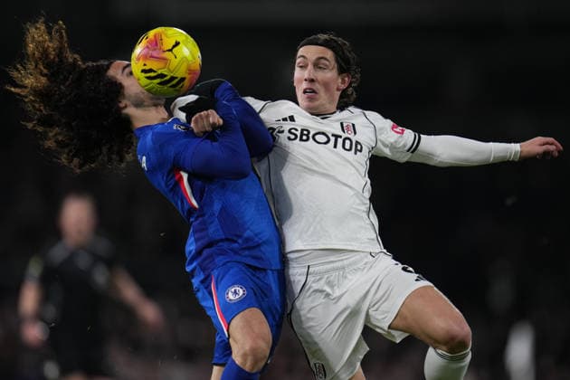 Premier League Fulham v Chelsea Marc Cucurella of Chelsea fouls Harry Wilson of Fulham leading to red during the Premier League match Fulham vs Chelsea at Craven Cottage, London, United Kingdom, 7th January 2026 (Photo by Harvey Murphy News Images) Copyright: xHarveyxMurphy NewsxImagesx