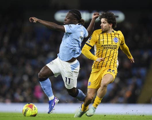 Manchester City v Brighton, FA Premier League 07.01.26 Manchester City v Brighton, FA Premier League Bradley Ormesher The Times Jérémy Doku of Manchester City and Ferdi Kadioglu of Brighton and Hove Albion  Copyright: xBradleyxOrmesherx NINTCHDBPICT001049987359