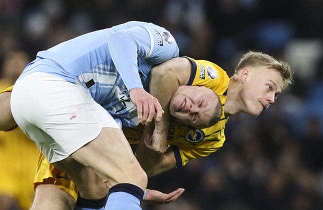 Manchester City v Brighton, FA Premier League 07.01.26 Manchester City v Brighton, FA Premier League Bradley Ormesher The Times Erling Haaland of Manchester City and Jan Paul van Hecke of Brighton & Hove Albion  Copyright: xBradleyxOrmesherx NINTCHDBPICT001049991506