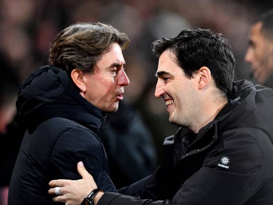 AFC Bournemouth v Tottenham Hotspur, Premier League, Football, Vitality Stadium, Bournemouth, Dorset, UK - 07 Jan 2026 Manager of Tottenham Hotspur Thomas Frank and Manager of AFC Bournemouth Andoni Iraola ahead of kick off Bournemouth Vitality Stadium Dorset GBR, UK NEWSPAPERS OUT Copyright: xMarkxEnfieldx