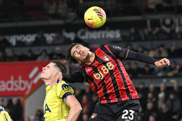 Bournemouth v Tottenham Hotspur Premier League James Hill of Bournemouth wins a header during the Premier League match at the Vitality Stadium, Bournemouth 07 01 2026 UK Newspapers OUT Copyright: xJeremyxLandeyx FIL-22755-0039