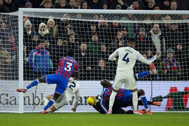 Tyrick Mitchell of Crystal Palace and Jean-Philippe Mateta of Crystal Palace scramble for the ball in front of goal Crystal Palace v Aston Villa, Premier League, Football, Selhurst Park, London, UK - 07 Jan 2026London Selhurst Park United Kingdom EDITORIAL USE ONLY No use with unauthorised audio, video, data, fixture lists, club league logos or live services. Online in-match use limited to 120 images, no video emulation. No use in betting, games or single club league player publications. Copyright: xIanxTuttle Shutterstockx 16232862an