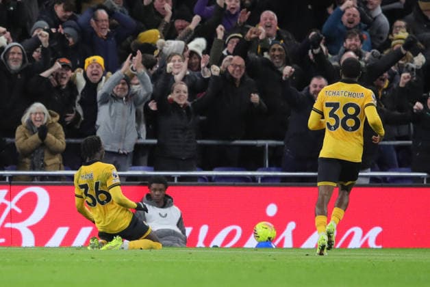 Everton v Wolverhampton Wanderers, Premier League Mateus ManÃ of Wolverhampton Wanderers celebrates scoring their first goal during the Premier League match between Everton and Wolverhampton Wanderers at Hill Dickinson Stadium, Liverpool, UK on 7 January 2026. Liverpool Hill Dickinson Stadium Merseyside UK Editorial use only DataCo restrictions apply See www.football-dataco.com , Copyright: xAlunxRobertsx PSI-23540-0043