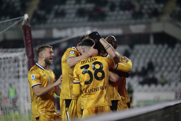 Nicolo Zaniolo of Udinese Calcio celebrating with team mates after a goal during the Italian Serie A, 2025 26 season, football match between Torino FC and Udinese Calcio, on 07 January 2026 at Stadio Olimpico â?? Grande Torino , Turin Italy. Photo Nderim KACELI  Copyright: xNderimxKaceli IPAxSportx xipa-agency.netx xx IPA_69795823 IPA_Agency_IPA69795823