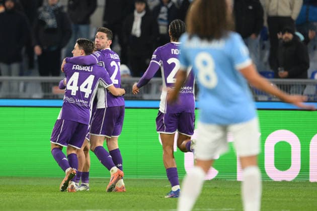 7th January 2026, Stadio Olimpico, Rome, Italy; Italian Serie A Football; Lazio versus Fiorentina; Robin Gosens of AC Fiorentina celebrates with his teammate Nicolo Fagioli of AC Fiorentina after scoring the 1-1 goal  AllShotLive Content restricted for UK based newspaper