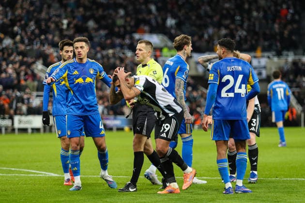 Newcastle United v Leeds United, Premier League Bruno Guimaraes Of Newcastle United reacts as Referee Michael Salisbury gives Joelinton Of Newcastle United for diving during the Newcastle United v Leeds United Premier League match at St. James Park, Newcastle Upon Tyne, England on 7 January 2026 Credit: Lee Keuneke Every Second Media Editorial use only. All images are copyright Every Second Media Limited. No images may be reproduced without prior permission. All rights reserved. Premier League and Football League images are subject to licensing agreements with Football DataCo Limited. see https: www.football-dataco.com Copyright: xIMAGO EveryxSecondxMediax ESM-1740-0055 LeexKeunekex xEveryxSecondxMediax