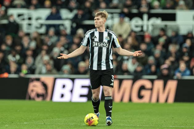 Premier League Newcastle United v Leeds United Lewis Hall of Newcastle Untied reacts during the Premier League match Newcastle United vs Leeds United at St. James s Park, Newcastle, United Kingdom, 7th January 2026 (Photo by Mark Cosgrove News Images) Newcastle St. James s Park Tyne and Wear United Kingdom Copyright: xMarkxCosgrove NewsxImagesx