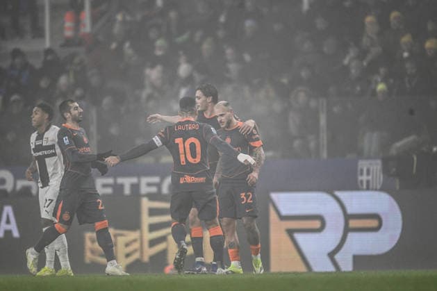 Federco Dimarco of Fc Inter celebrating after a goal during the Italian Serie A football match between Parma Calcio 1913 and Inter FC Internazionale on January 7th 2026 at Ennio Tardini stadium in Parma, Italy  Copyright: xTizianoxBallabio IPAxSportx xipa-agency.netx xx IPA_69796067 IPA_Agency_IPA69796067