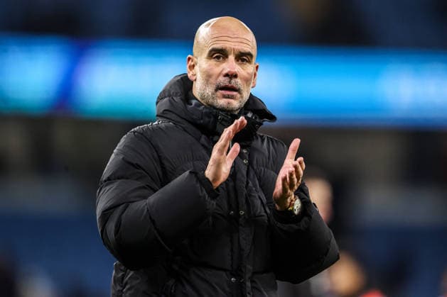 Premier League Manchester City v Brighton and Hove Albion Pep Guardiola manager of Manchester City applauds the fans after the game during the Premier League match Manchester City vs Brighton and Hove Albion at Etihad Stadium, Manchester, United Kingdom, 7th January 2026 (Photo by Alfie Cosgrove News Images) Manchester Etihad Stadium Manchester United, ManU Kingdom Copyright: xAlfiexCosgrove NewsxImagesx